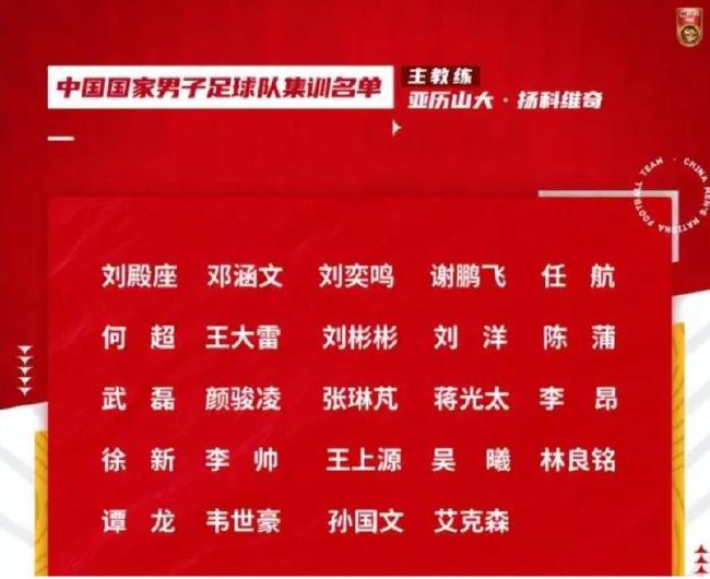 对于《阿拉外公》里喜剧冒犯与温情表达的尺度把握，她也给出了精准的建议，让喜剧的冒犯有边界，温情的流露不刻意。