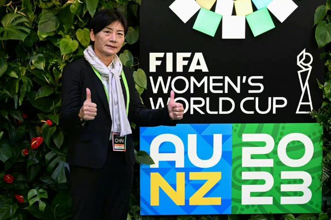导演戴墨，主演肖央、任达华三位主创齐聚，与观众们分享了诸多台前幕后不为人知的趣事。